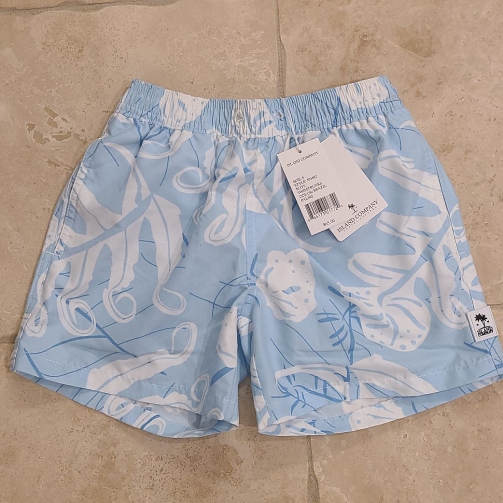 Island Company Boys swim trunks size Small